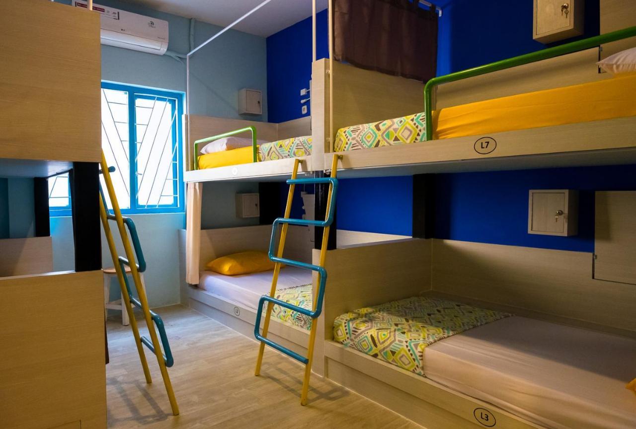 Mel'S Dorm Hostel Jakarta Exterior photo