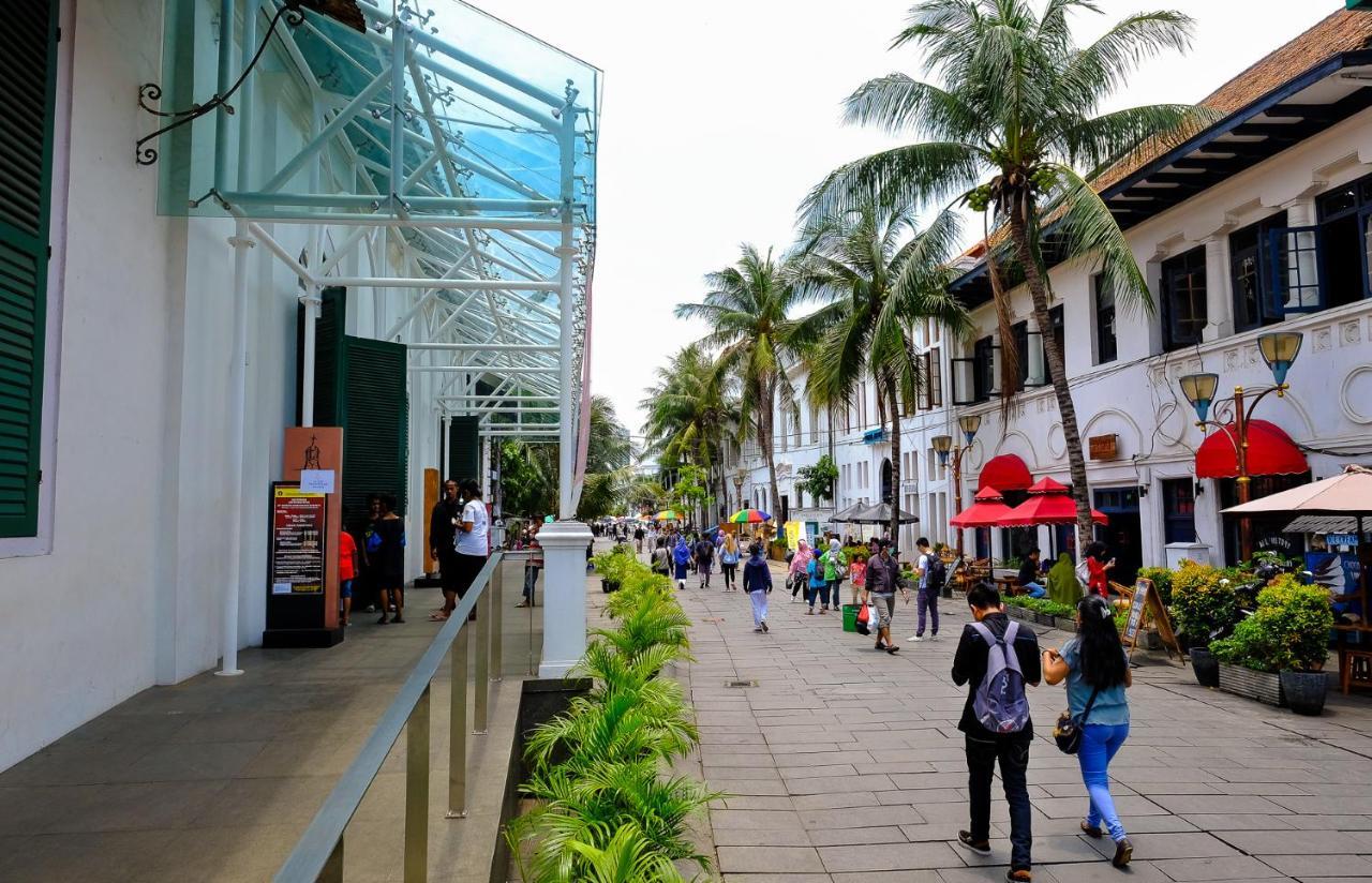 Mel'S Dorm Hostel Jakarta Exterior photo